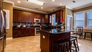 Maison, 6 chambres, vue plage | Cuisine privée