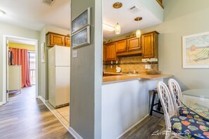 Apartment, 3 Bedrooms | Private kitchen