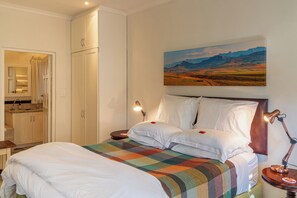 Classic Double Room, 1 Bedroom | In-room safe, desk, iron/ironing board, free WiFi