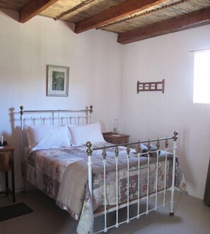 Bed sheets - Matjiesvlei Guest Farm (Calitzdorp)
