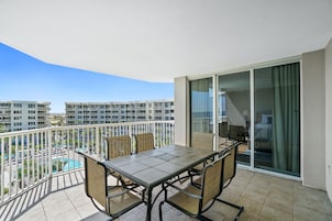 Lejlighed - 3 soveværelser - 2 badeværelser - havudsigt (Heron 608) | Balkon