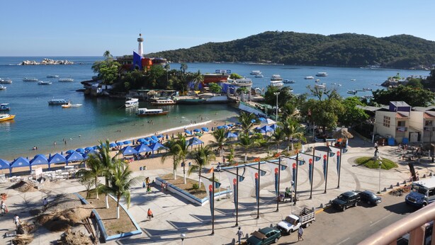 Exterior - Caleta View Hotel and Bungalows (Acapulco)