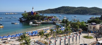 Caleta View Hotel and Bungalows