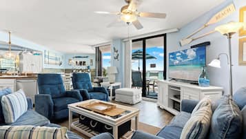 Condo, 2 Bedrooms, Ocean View (205E) | Living area