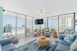 Condo, 3 Bedrooms, Ocean View (401E) | Living area | TV