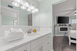 Condo, 2 Bedrooms, Ocean View (204E) | Bathroom | Combined shower/bathtub, towels - Aquavista Beach Resort By Panhandle Getaways (Panama City Beach)