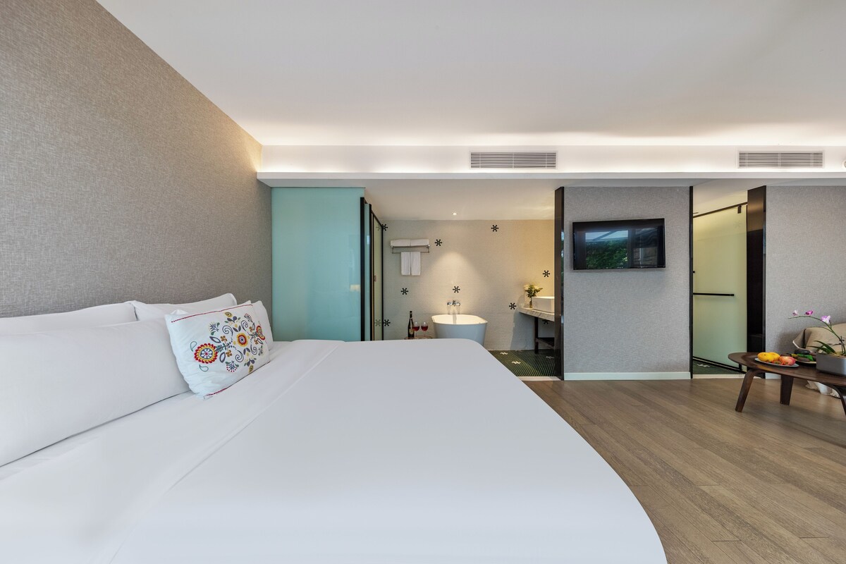 Romantisches Doppelzimmer, 1 Schlafzimmer, Badewanne, Gartenblick
