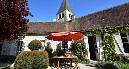 Charming Escape, YĂšvre-la-Ville