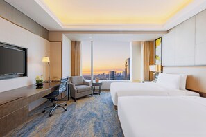 Horizon Deluxe, Room, 2 Twin Beds, River View | Minibar, in-room safe, desk, laptop workspace