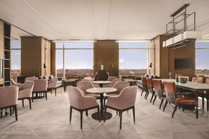 Lobby lounge - Shangri-La Songbei, Harbin (Harbin)