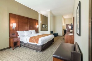 Premium bedding, down duvets, free cots/infant beds, free WiFi - Comfort Suites Meridian and I-40 (Oklahoma City)