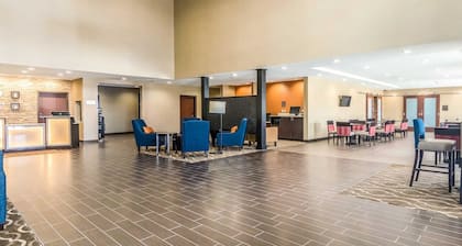 Comfort Suites Meridian and I-40