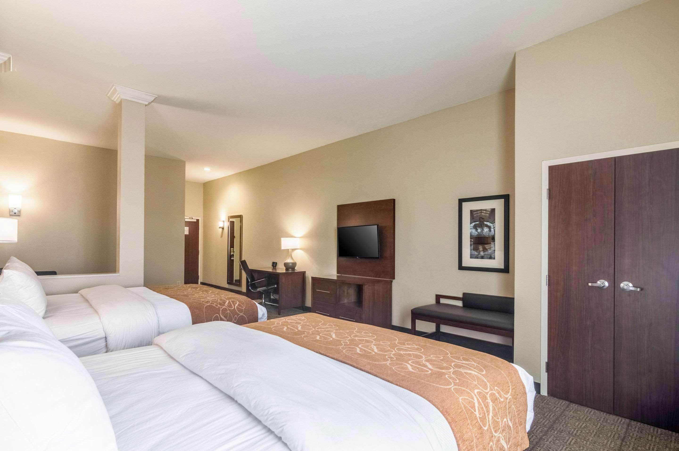 premium bedding, down duvets, free cots/infant beds, free wifi