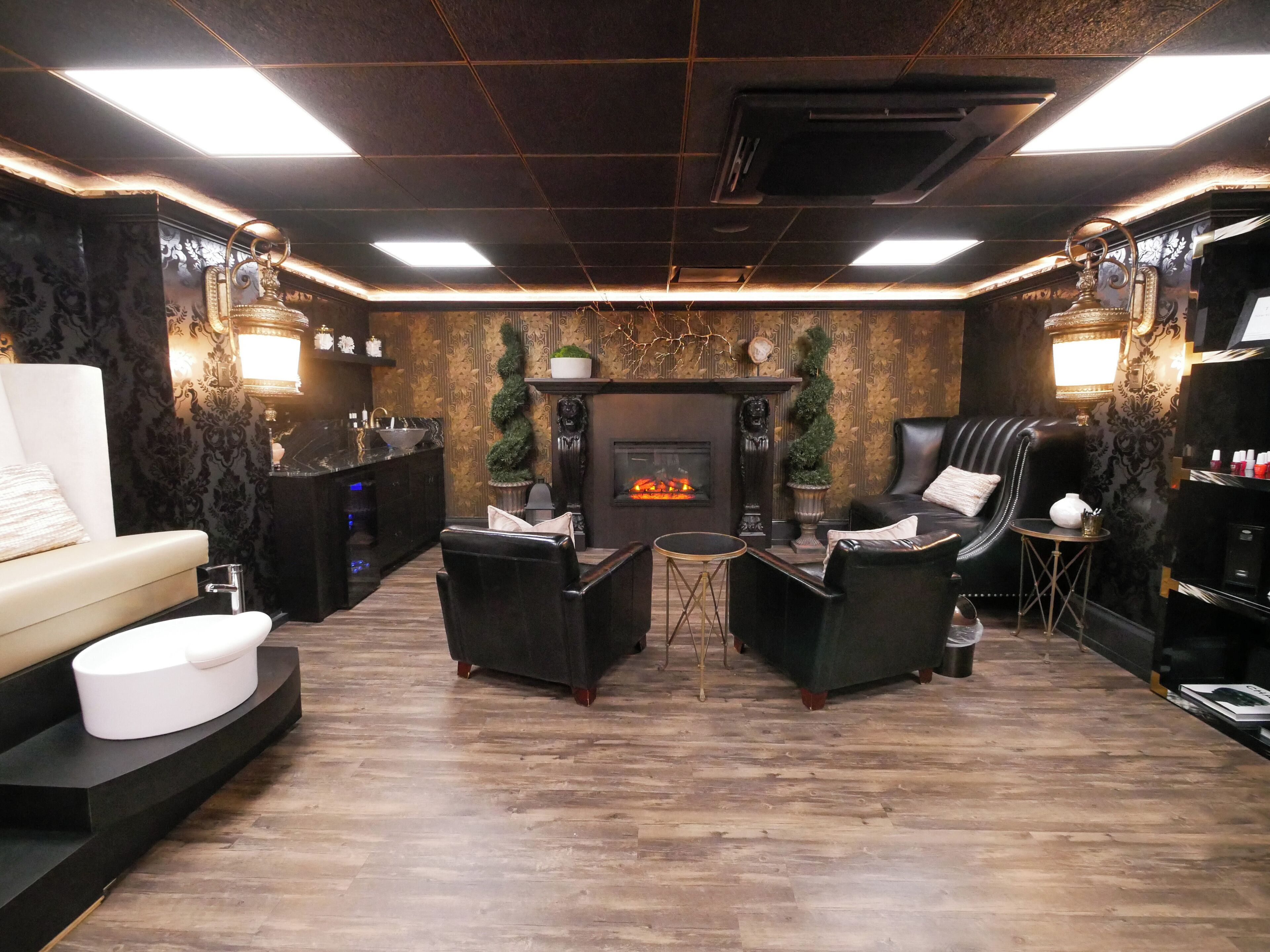 hot stone massages, deep-tissue massages, swedish massages