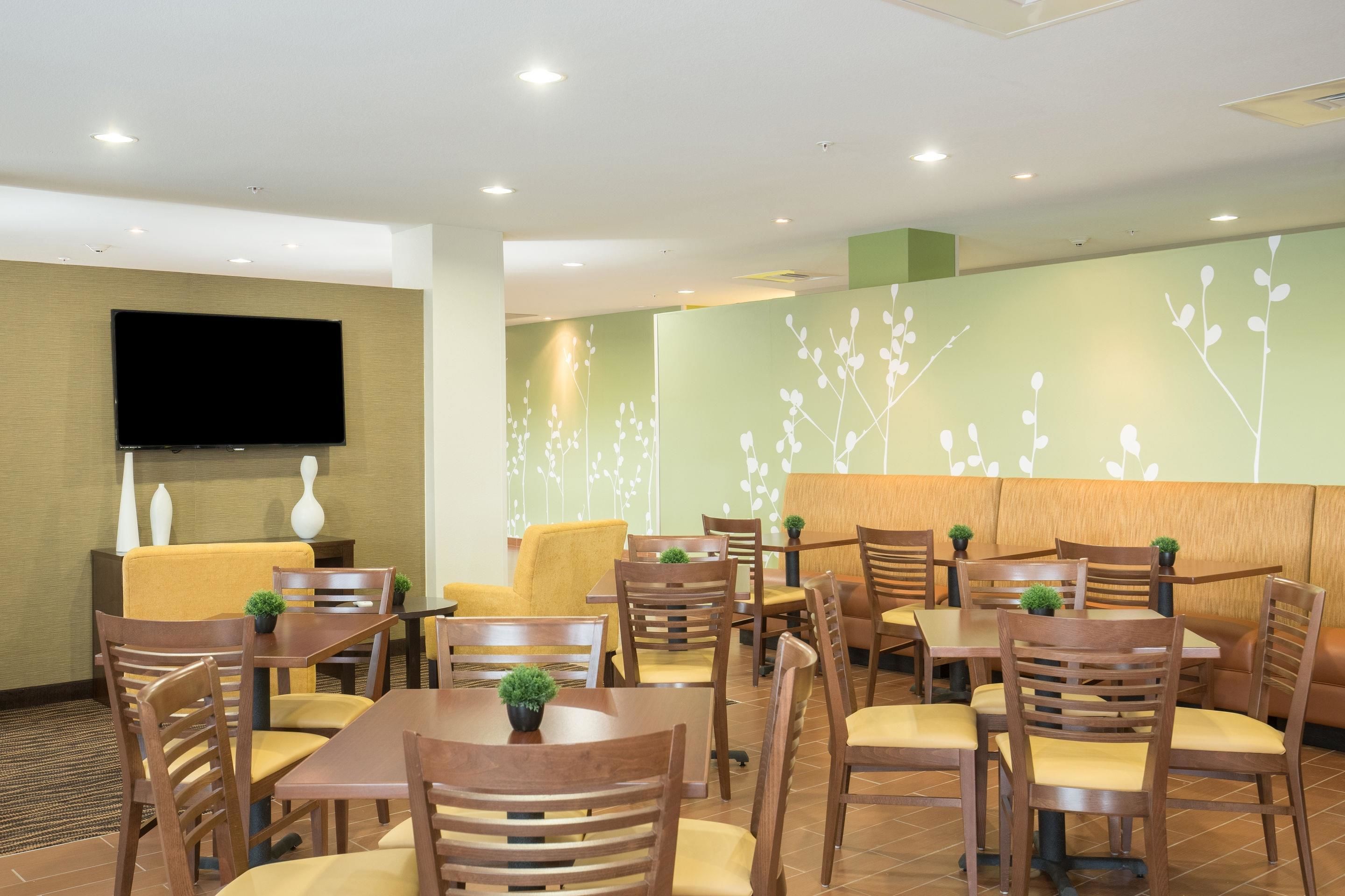 free continental breakfast