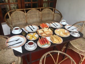 Daily local cuisine breakfast for a fee