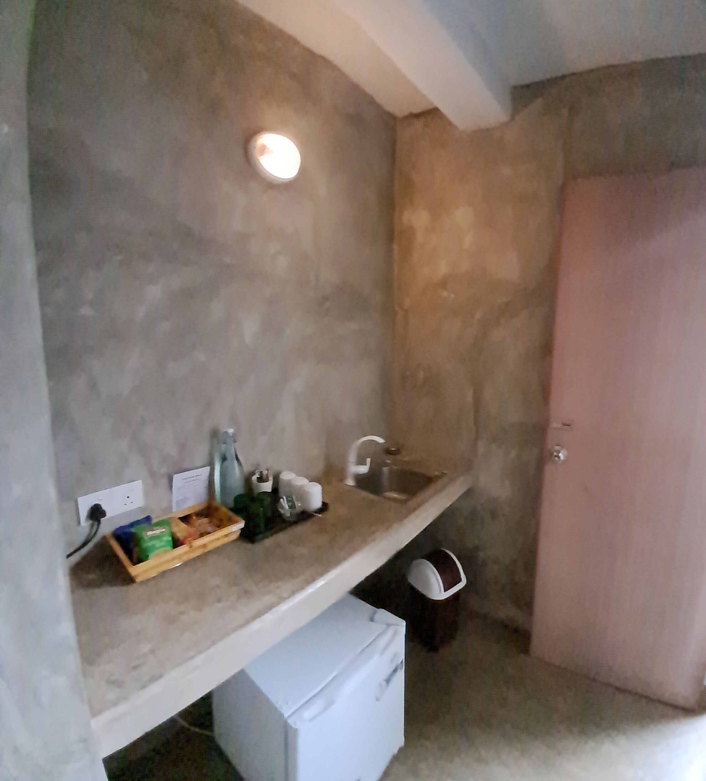 deluxe quadruple room | private kitchen | coffee/tea maker, electric kettle