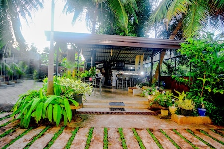 Restaurant. Kutumbaya