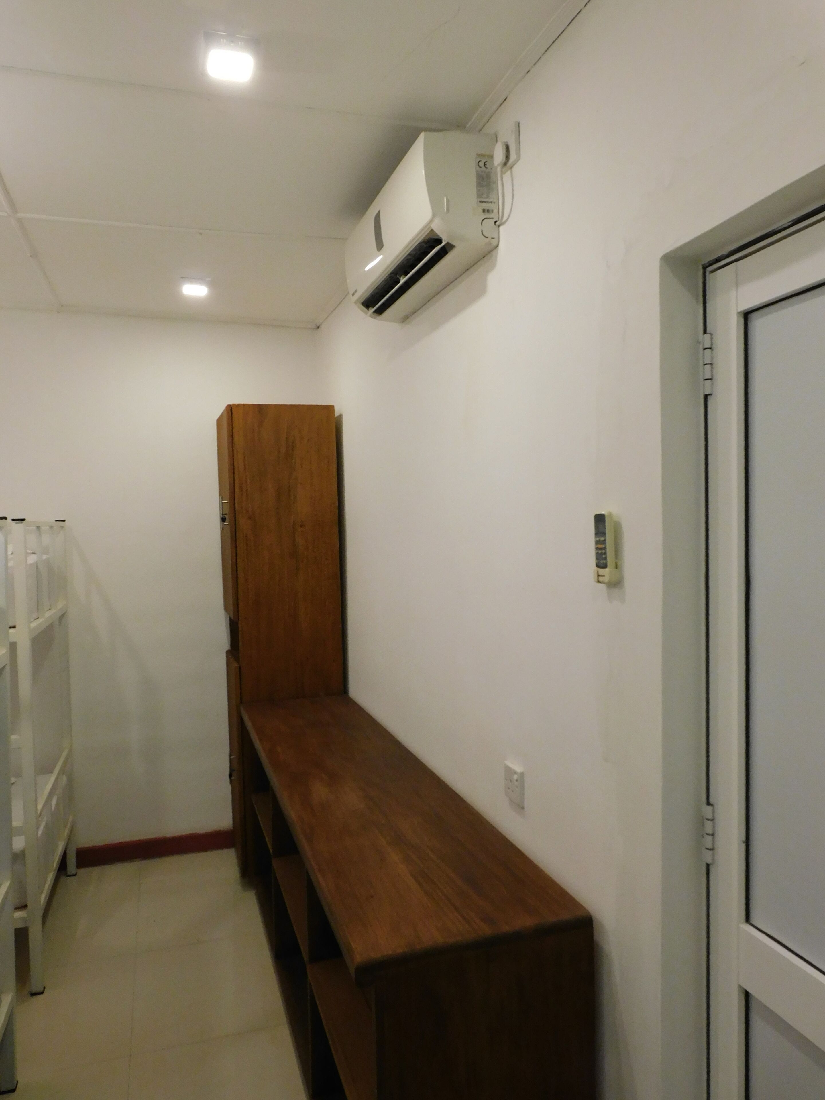 standard shared dormitory | 1 bedroom, minibar, in-room safe, desk