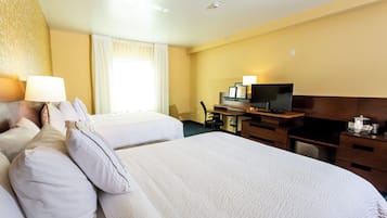 Daunenbettdecken, Zimmersafe, Schreibtisch, Verdunkelungsvorhänge