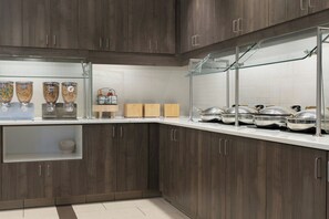 Inbegriffenes großes Frühstück