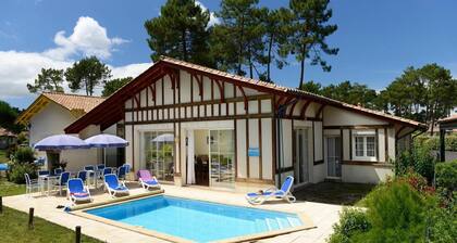 Villa en France avec Golf et Piscine