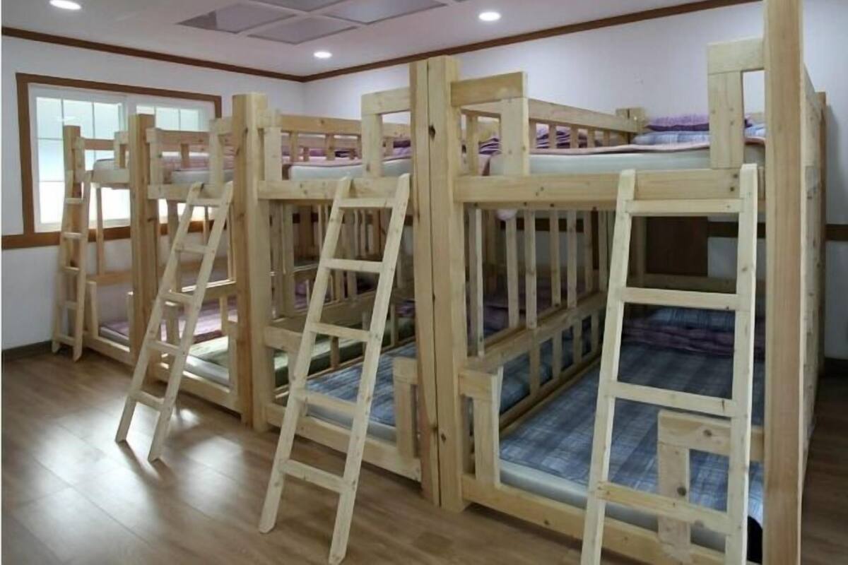 Phòng Grand (8 persons) | Truy cập Internet không dây miễn phí 