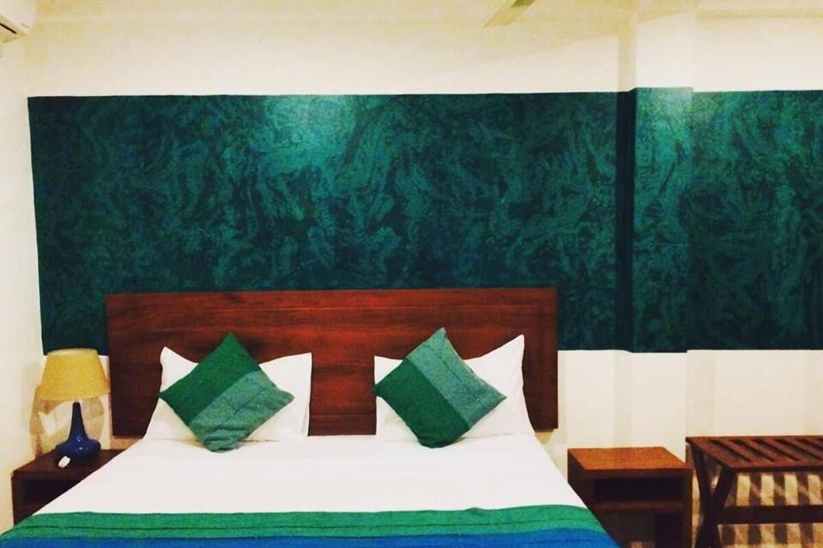 Chambre Double Luxe, vue mer, vue mer | Coffres-forts dans les chambres, bureau, fer et planche à repasser