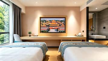 City Twin Room | Hypo-allergenic bedding available, down comforters, memory foam beds