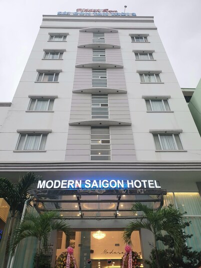 Modern Saigon Hotel 2