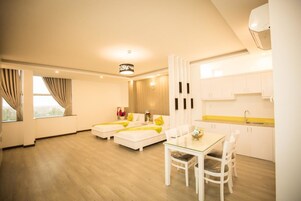 1 quarto, escrivaninha, cortinas blackout, Wi-Fi de cortesia