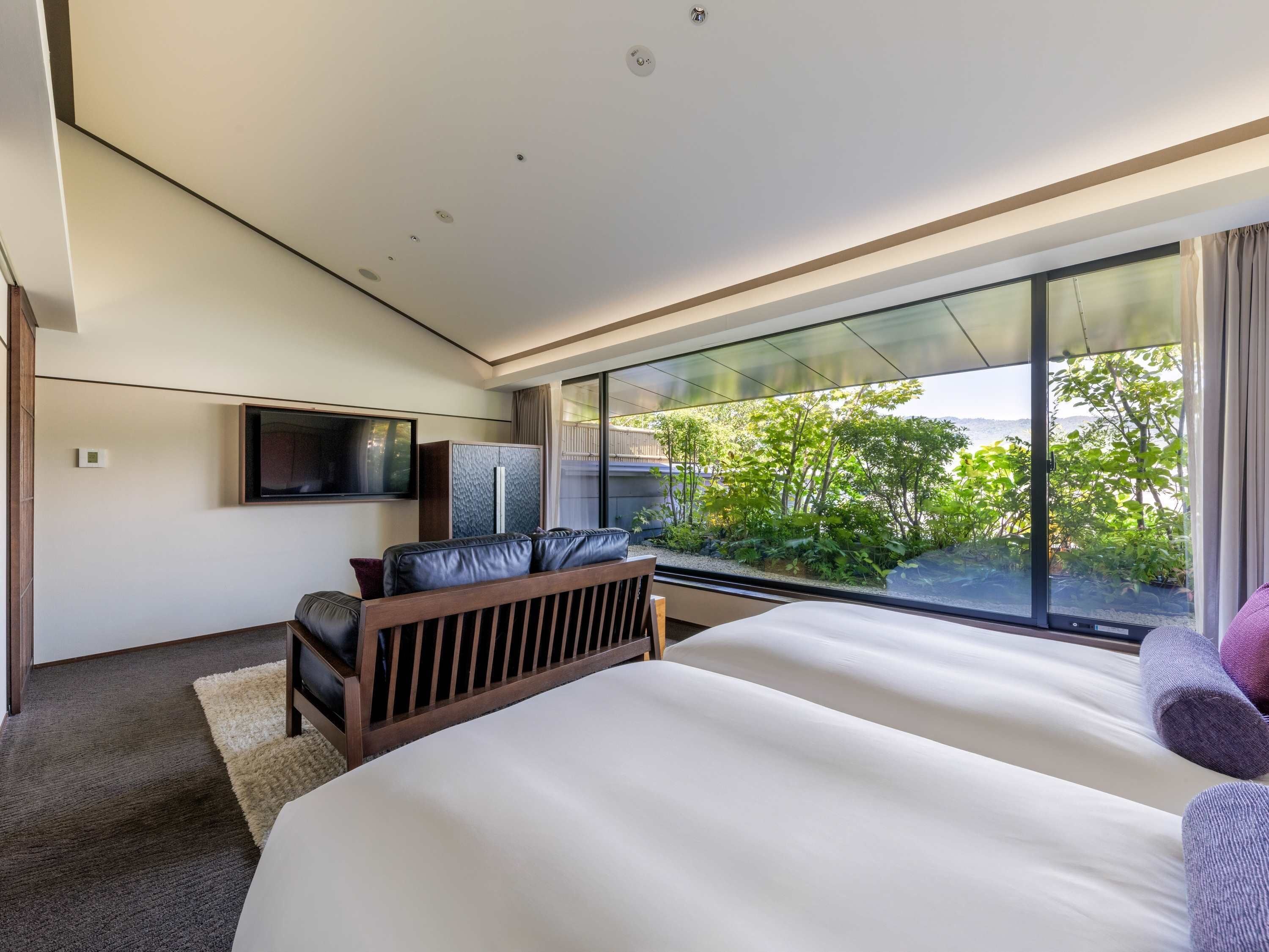 Két bảo mật tại phòng, màn/rèm cản sáng 