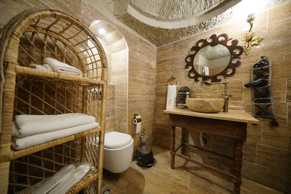 duven king suite cave room with pool | 1 bedroom, premium bedding, tempur-pedic beds, individually decorated