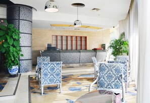 ロビー応接スペース