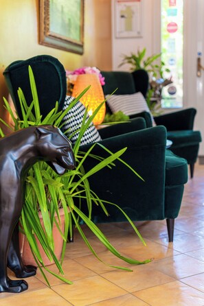 Reception - Hôtel Les Oliviers (Draguignan)