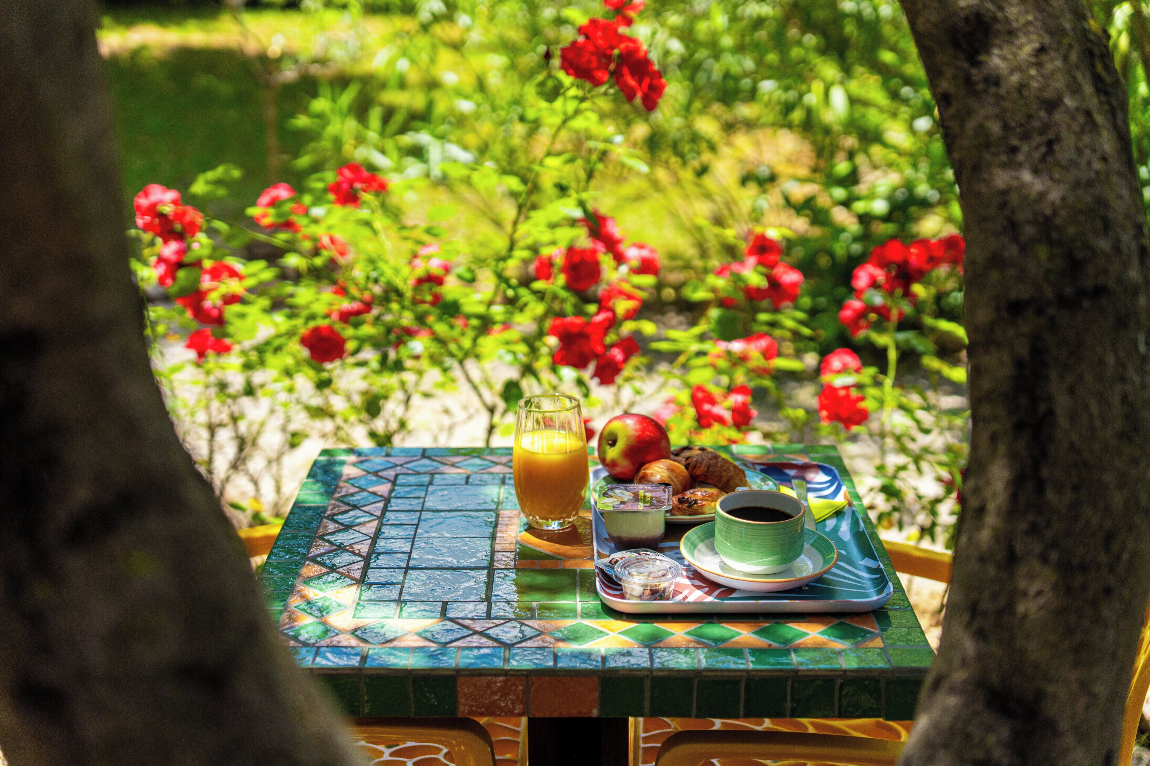 Se ofrece un desayuno bufé todos los días (11.50 EUR por persona)