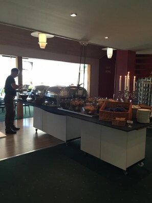 Lunch and dinner served, local cuisine - Piteå Golfhotell (Pitea)