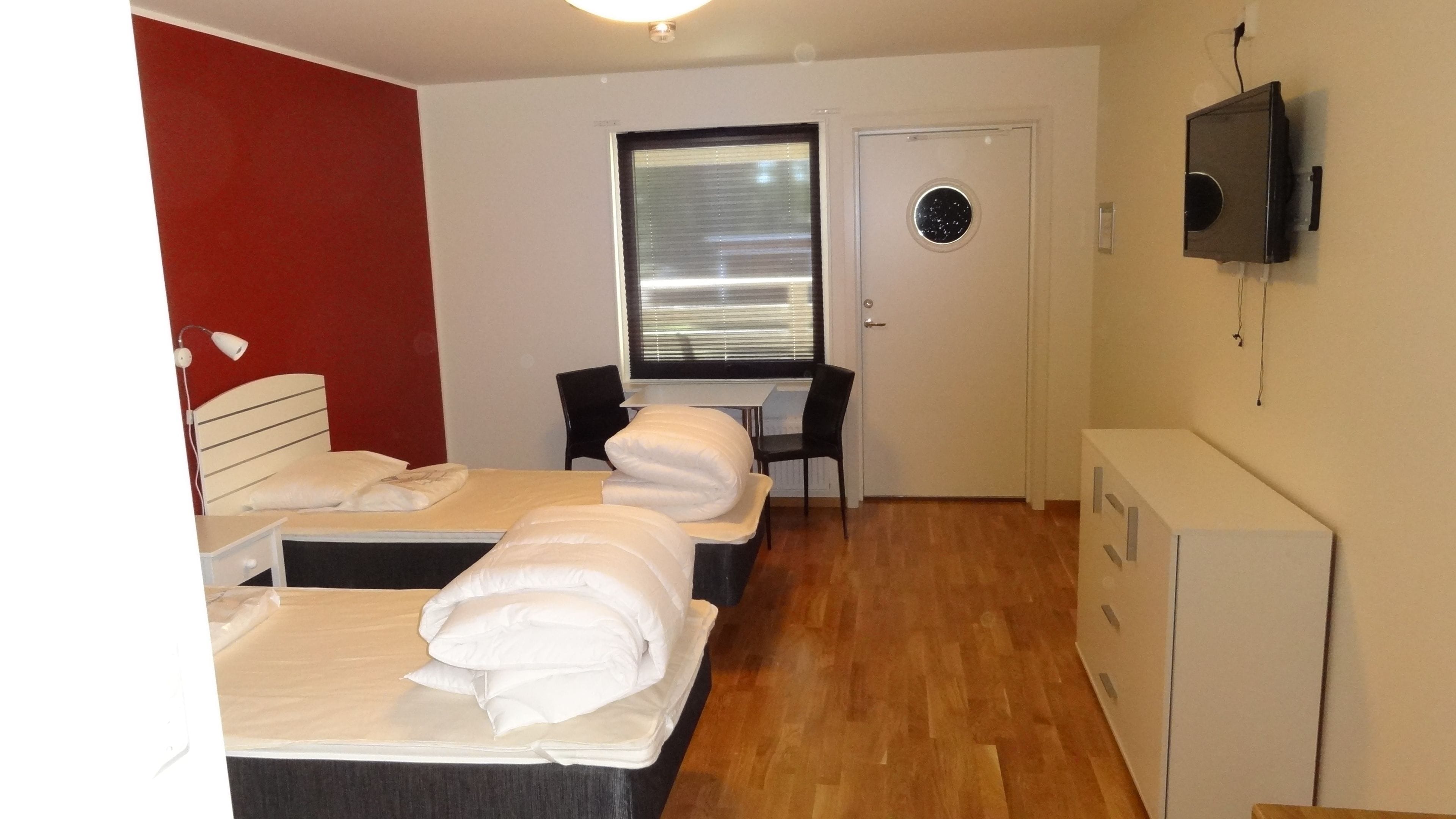 Classic dubbelrum - privat badrum - utsikt mot golfbanan | Extrasängar, gratis wi-fi och sängkläder