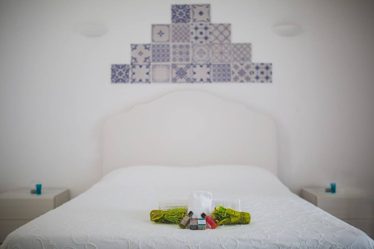 Phòng Deluxe | Bộ trải giường bằng vải cotton Ai Cập, bộ đồ giường cao cấp 