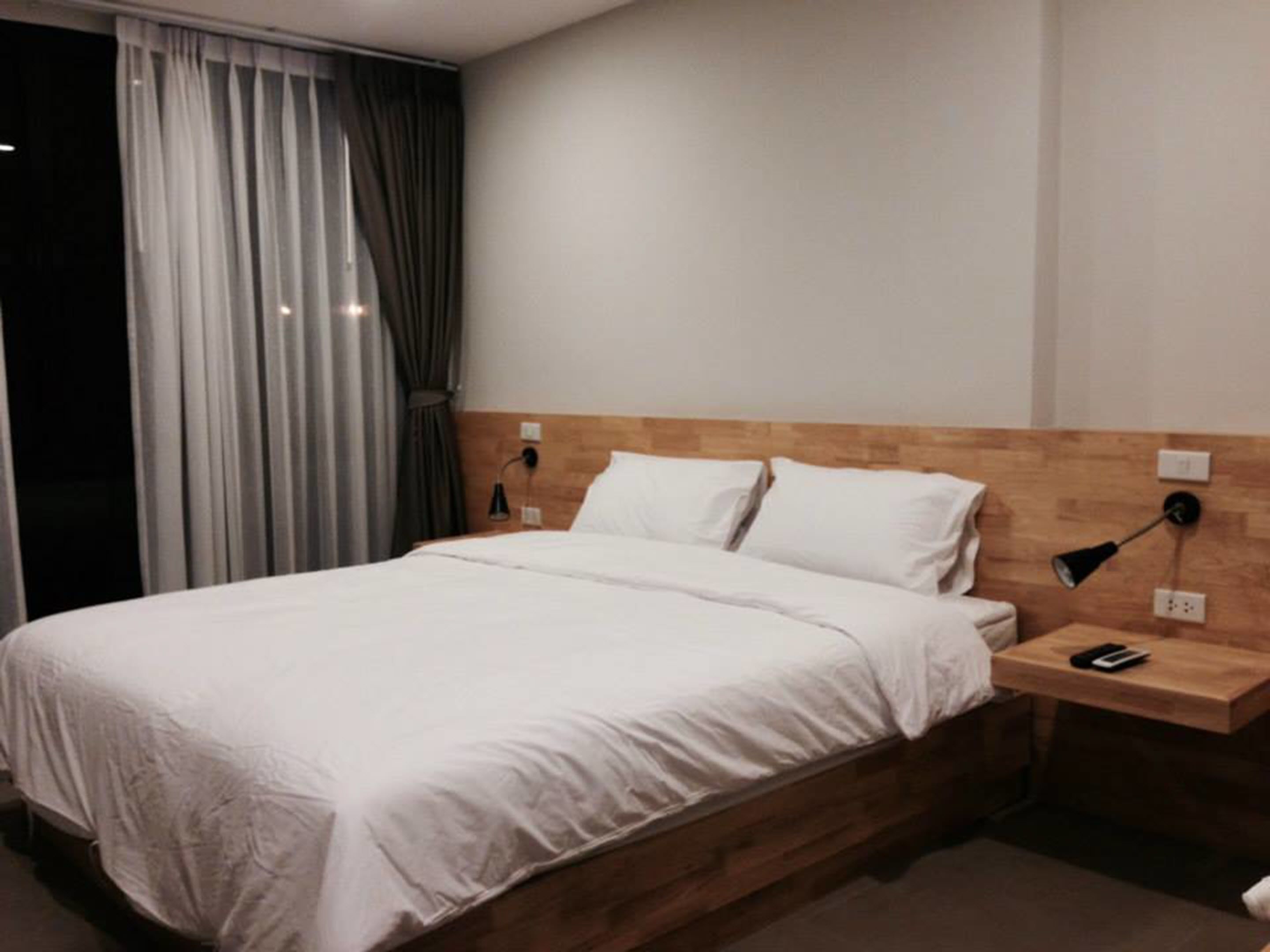 standard double room | desk, free wifi