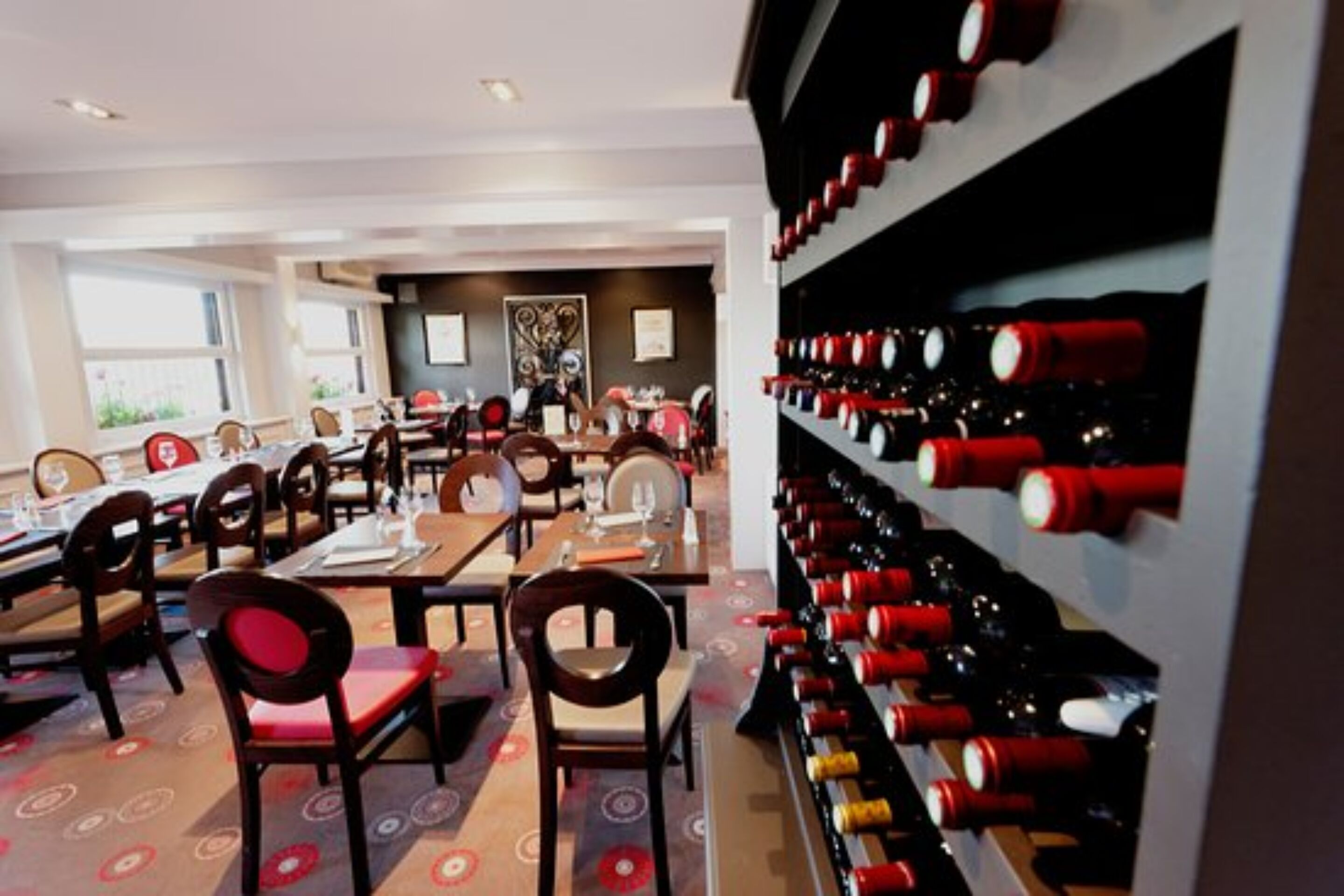 lunch and dinner served, french cuisine