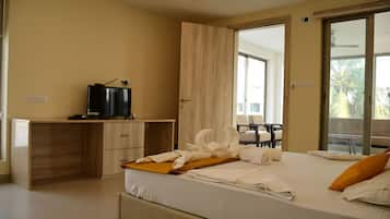 Standard AC ( Top Floor ) | In-room safe, free WiFi, bed sheets