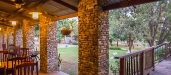 Hamiltons Lodge & Restaurant