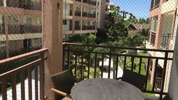 Senior Apartment | Balcony