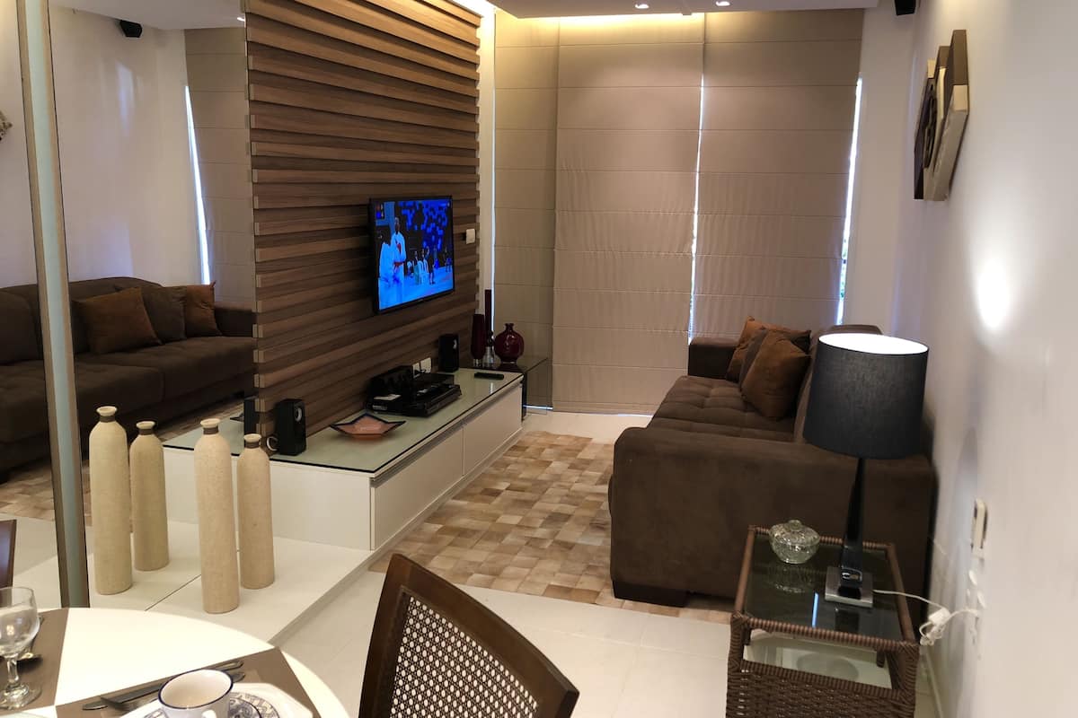 Deluxe Apartment, Ground Floor | 2 bedrooms, blackout drapes, iron/ironing board (on request), bed sheets