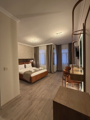 Deluxe Double Room | Premium bedding, minibar, in-room safe, desk - Taksim Peradise Hotel (Istanbul)