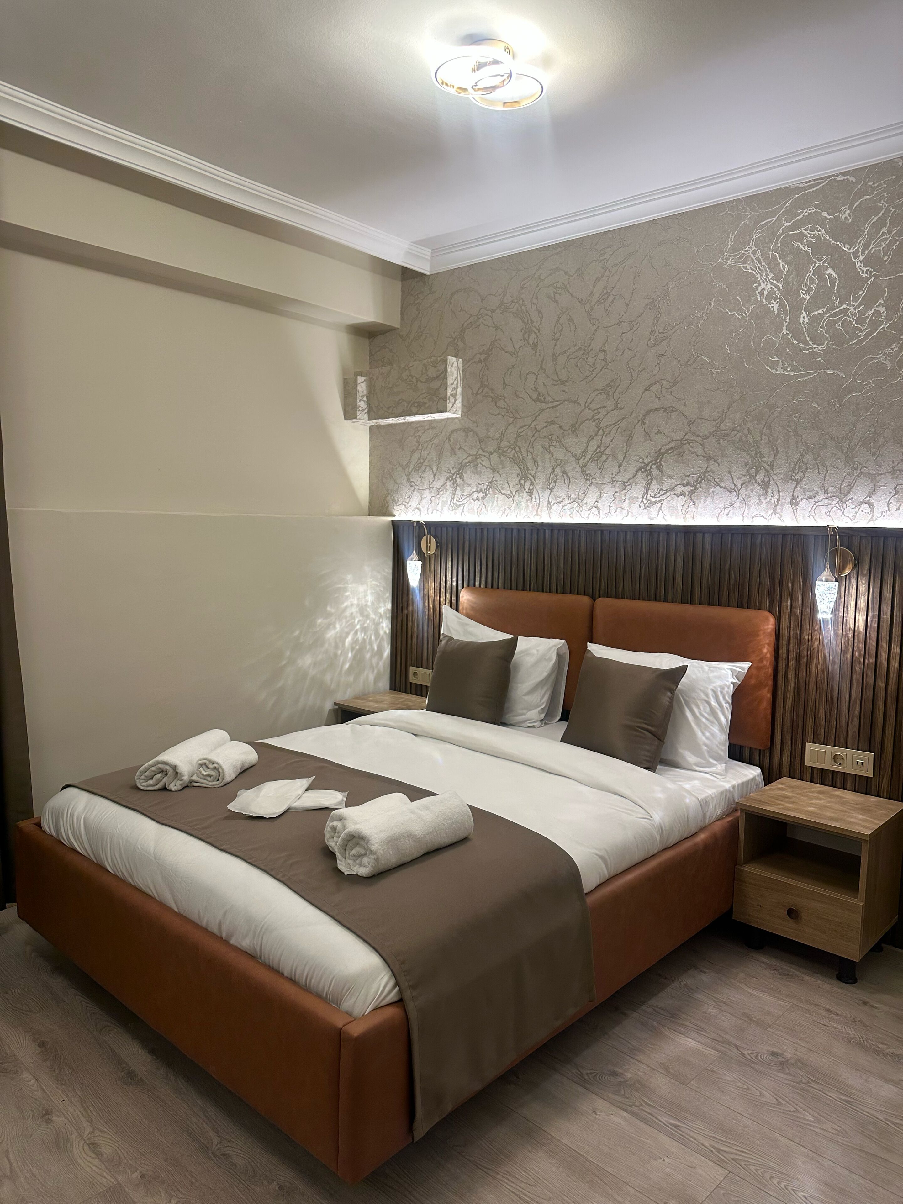 Chambre Double Économique | Literie de qualité supérieure, minibar, coffres-forts dans les chambres