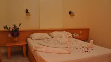 In-room safe, desk, free cribs/infant beds, free WiFi