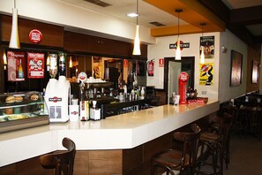 Bar (on property) - Hotel Altiana (Ourense)