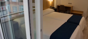 奧特里亞納酒店